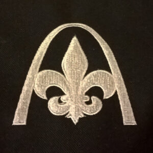Arch with fleur de lis machine embroidery design in six sizes.  Capture the spirit of St. Louis!