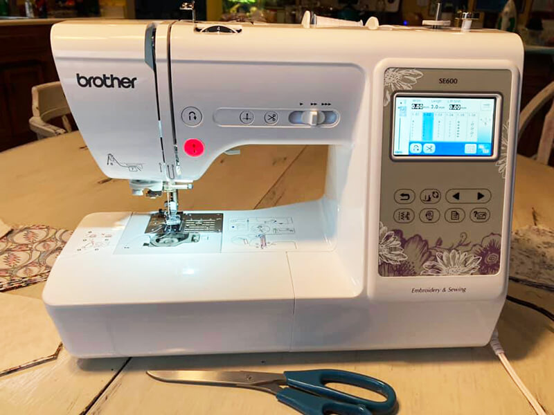 Brother SE600 Sewing Machine Review - Makers Nook