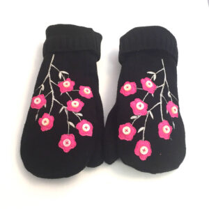Cherry blossom mittens – PDF pattern + appliqué design